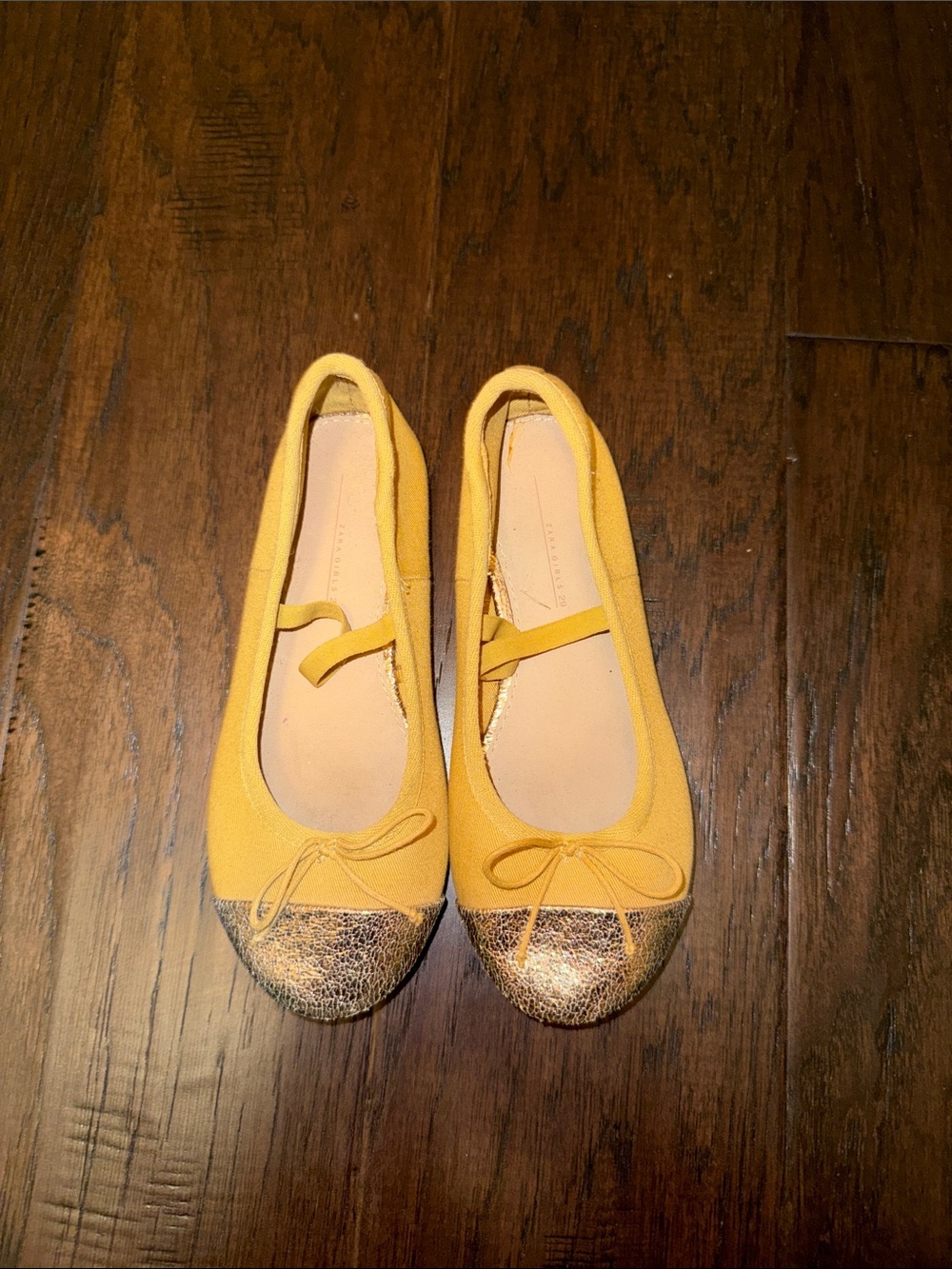 Zara Girls' Yellow Ballet Flats with Gold Toe size 11 Accent